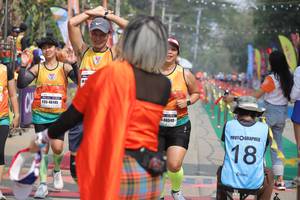 BIB: 46145, 48040
                            <button type="button" onclick="openModal(8241446)" class="btn btn-primary btn-sm float-right btn-popup" data-toggle="modal" data-target=".modal-high-quality">
                        <i class="fas fa-shopping-cart"></i> Add to Cart
                    </button>
                                            <button type="button" onclick="isThisMe(8241446, true)" class="btn btn-success btn-sm float-right btn-popup btn-isme hidden" data-toggle="tooltip" data-placement="bottom" title="นี่คือรูปของคุณใช่ไหม คลิกที่นี่เพื่อเอาเข้าอัลบั้ม">
                        <i class="fas fa-plus"></i> Add to album
                    </button>
                    <button type="button" onclick="isThisMe(8241446, false)" class="btn btn-warning btn-sm float-right btn-popup btn-isnotme hidden">
                        <i class="fas fa-ban"></i> Remove from album
                    </button>